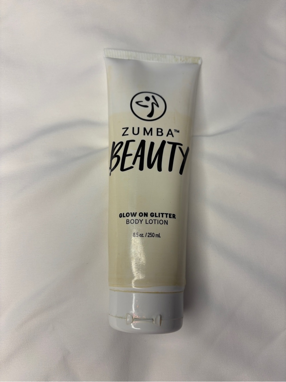 Zumba Fitness Beauty Glow On Glitter Body Lotion - Cream White